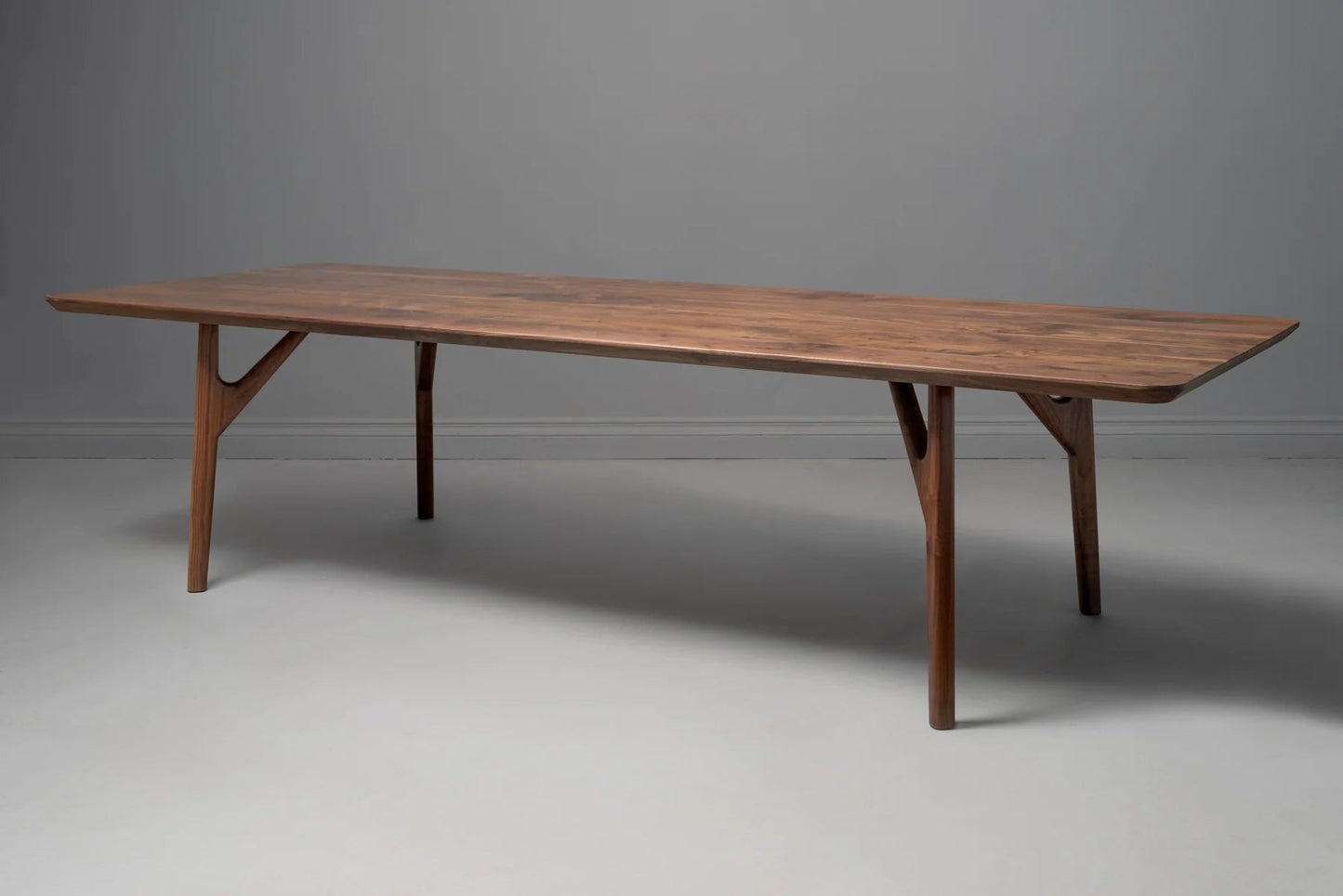 ZAMUDIO Dining Table - GULMOHAR WOOD WORKS - Made in Bangalore